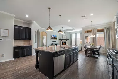 1310 Venezia Lane, Lewisville, TX 75077 - Photo 3