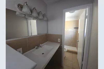 2900 Laramie St, Irving, TX 75062 - Photo 15