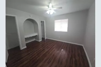 2900 Laramie St, Irving, TX 75062 - Photo 11