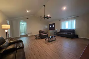 739 Bluebonnet St, Mexia, TX 76667 - Photo 5