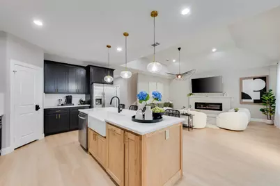 529 Pebblecreek Drive, Garland, TX 75040 - Photo 7