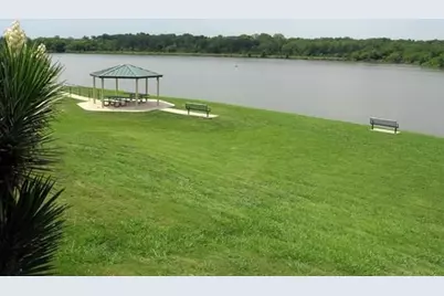 10312 Lake Park Drive, Fort Worth, TX 76053 - Photo 3