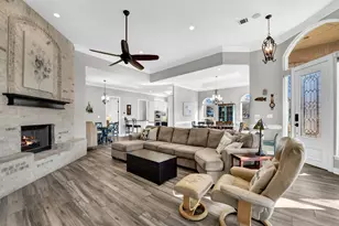 6000 Justine Ct, Granbury, TX 76049 - Photo 7