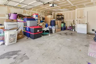 925 Brooks Dr, Cedar Hill, TX 75104 - Photo 17