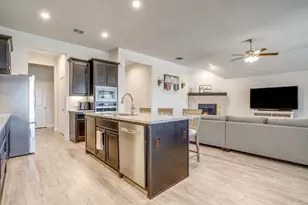 1005 Thicket Dr, Mansfield, TX 76063 - Photo 11