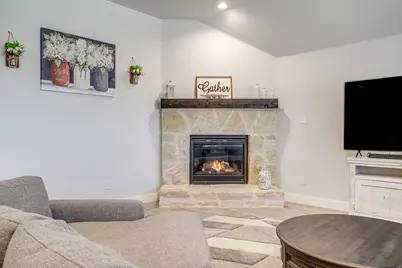 1005 Thicket Drive, Mansfield, TX 76063 - Photo 9