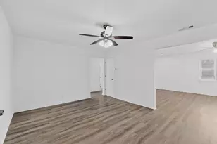 5606 S Marsalis Ave, Dallas, TX 75241 - Photo 11