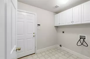 403 S 11th St, Garland, TX 75040 - Photo 23