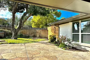 2345 Monticello Cir, Plano, TX 75075 - Photo 11