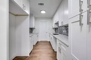 2501 S Fielder Rd, Arlington, TX 76015 - Photo 9