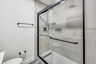 2501 S Fielder Rd, Arlington, TX 76015 - Photo 21