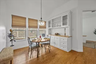 12398 Flowering Dr, Frisco, TX 75035 - Photo 11