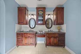 12398 Flowering Dr, Frisco, TX 75035 - Photo 19