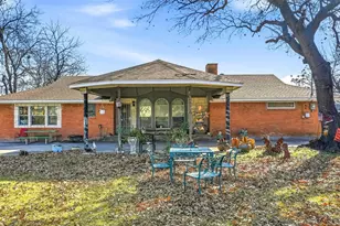 2010 Gross Rd, Dallas, TX 75228 - Photo 3