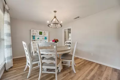 602 Greensprings Street, Highland Village, TX 75077 - Photo 9