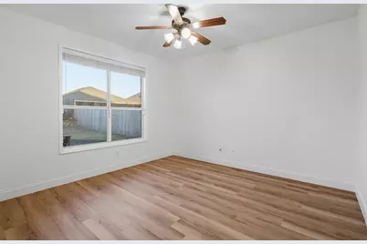 4026 Autumnwood Lane, Heartland, TX 75126 - Photo 9