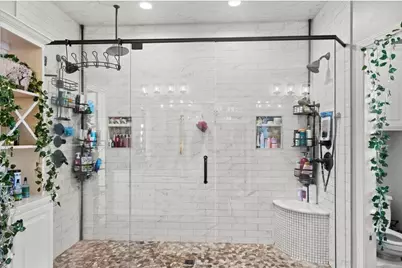 3815 Holly Ridge Drive, Longview, TX 75605 - Photo 15