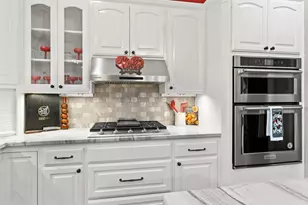 3815 Holly Ridge Dr, Longview, TX 75605 - Photo 9