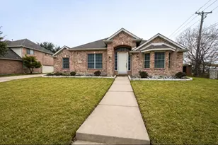 101 Hawthorne Dr, Murphy, TX 75094 - Photo 3