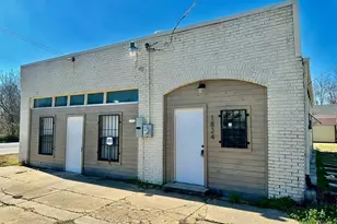 1824 S Walnut St, Sherman, TX 75090 - Photo 1