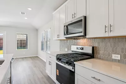 2021 Carriage Court, Seagoville, TX 75159 - Photo 5