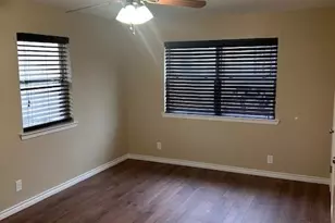 104 Chisholm St, Saint Jo, TX 76265 - Photo 9