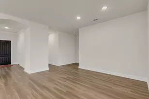 7608 Redwood Forest Ln, Little Elm, TX 76227 - Photo 15