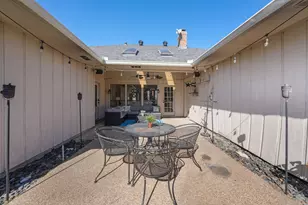 2902 Cambridgeshire Dr, Carrollton, TX 75007 - Photo 23