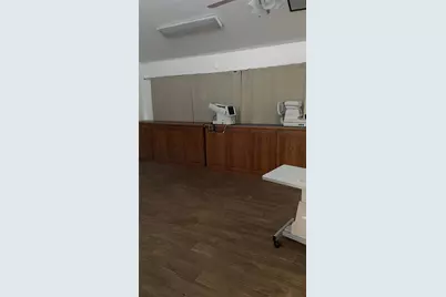 625 W Dickey, Grand Prairie, TX 75051 - Photo 13