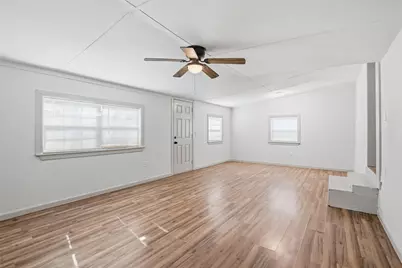 1100 SE 9th Street, Mineral Wells, TX 76067 - Photo 17