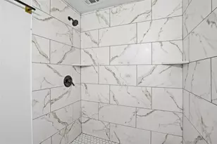 1100 SE 9th St, Mineral Wells, TX 76067 - Photo 13