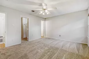 7845 Whitney Ln, Fort Worth, TX 76112 - Photo 17