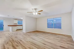 7845 Whitney Ln, Fort Worth, TX 76112 - Photo 5