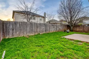 7845 Whitney Ln, Fort Worth, TX 76112 - Photo 29