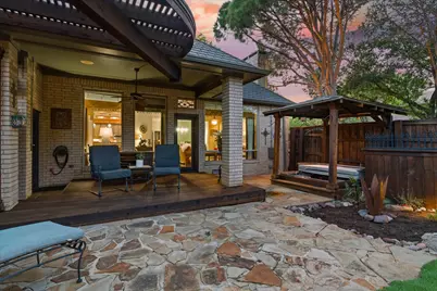 2448 Clearspring Drive N, Irving, TX 75063 - Photo 33