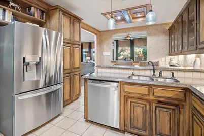 2448 Clearspring Drive N, Irving, TX 75063 - Photo 21