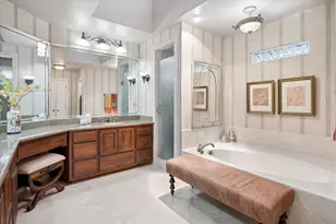 2448 Clearspring Dr N, Irving, TX 75063 - Photo 25