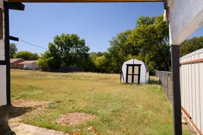 8437 Redonda Street, White Settlement, TX 76108 - Photo 5