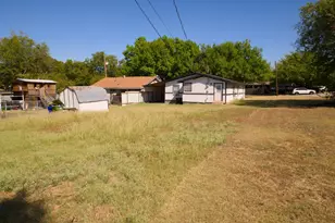 8437 Redonda St, White Settlement, TX 76108 - Photo 7