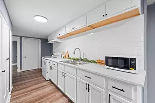 107 Ave B Ave, Whitney, TX 76692 - Photo 7