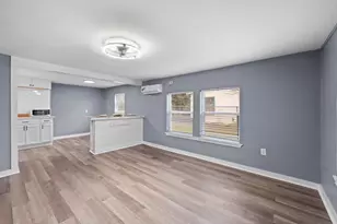 107 Ave B Ave, Whitney, TX 76692 - Photo 3