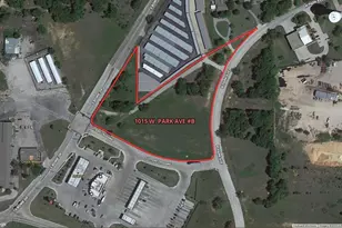 1015 W Park Ave, Weatherford, TX 76086 - Photo 1