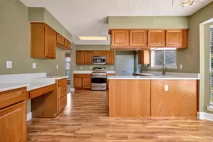 8000 Crazy Horse Ln, Fort Worth, TX 76137 - Photo 11