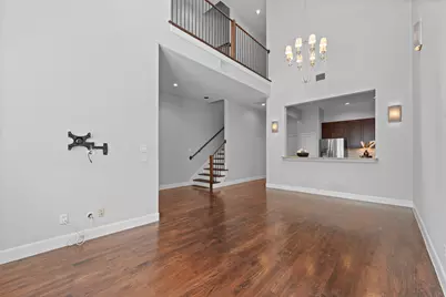 705 E 1st Street, Fort Worth, TX 76102 - Photo 7