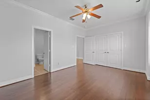 705 E 1st St, Fort Worth, TX 76102 - Photo 27