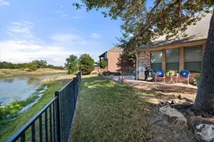 1352 Cog Hill Dr, Fort Worth, TX 76120 - Photo 27