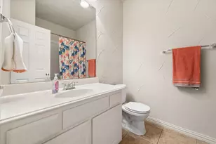 1352 Cog Hill Dr, Fort Worth, TX 76120 - Photo 17