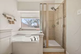 1352 Cog Hill Dr, Fort Worth, TX 76120 - Photo 15