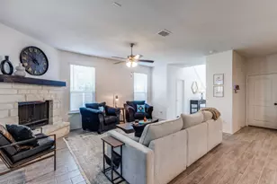 617 Presidio St, Aubrey, TX 76227 - Photo 7