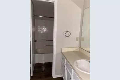 104 Mesa Moor Drive, Glenn Heights, TX 75154 - Photo 11